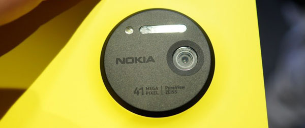 Новая Nokia Lumia 1020 оснащена оптикой Zeiss