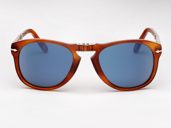 Очки Persol 714: медовые с голубыми линзами