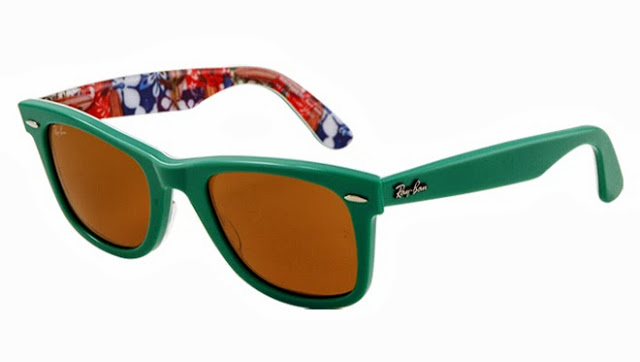 Солнцезащитные очки Ray-Ban Wayfarer Surf RB2140-116