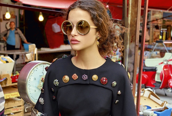 Солнцезащитные очки Dolce & Gabbana купить в Москве, цена, интернет