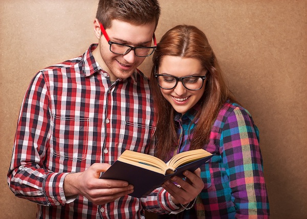 5 способов сохранить зрение, если вы не расстаётесь с книжкой