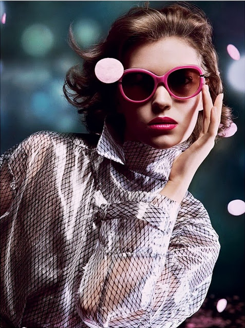 Оправы и солнцезащитные очки Nina Ricci. Коллекции сезона лето 2013.