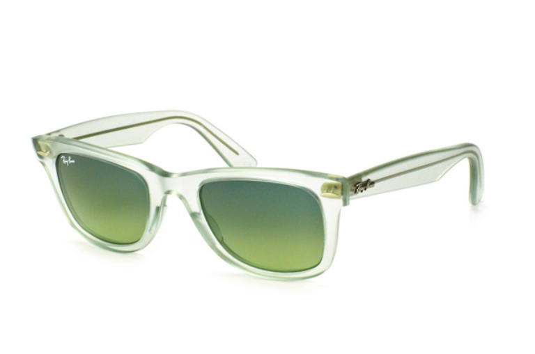Солнцезащитные очки Ray-Ban. Коллекция Wayfarer Ice Pops 2013, в мятном цвете