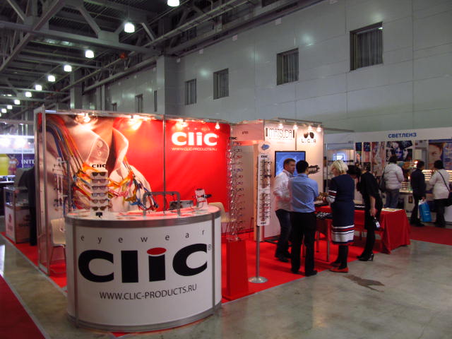 Компания Clic представила на своем стенде оправы и солнцезащитные очки Clic, Matsuda и L.G.R.