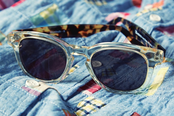 Солнцезащитные очки Illesteva 2014. Тренд - полупрозрачность