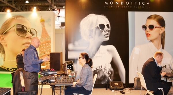 Стенд компании Mondottica на выставке MIOF