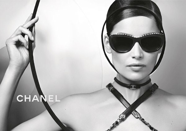Летиция Каста (Laeticia Casta) в солнцезащитных очках Chanel 2013