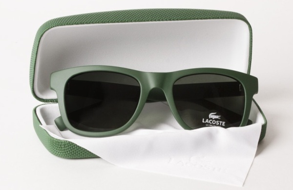 Солнцезащитные очки Lacoste L. 12.12, модель L 790S 315