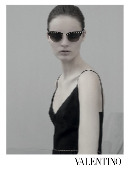 Солнцезащитные очки Valentino, коллекция весна-лето 2013