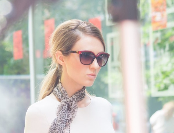 24 июня у флагманского магазина LO на проспекте Мира прошёл показ дизайнера Яны Недзвецкой, генеральным партнёром выступила международная компания Mondottica. 24 июня у флагманского магазина LO на проспекте Мира прошёл показ дизайнера Яны Недзвецкой, генеральным партнёром выступила международная компания Mondottica.