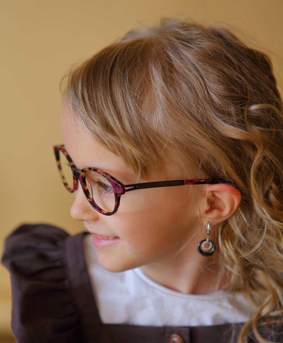 Ультрасовременные оправы для детей и подростков Eyelet Junior – отличный фундамент для очков Ультрасовременные оправы для детей и подростков Eyelet Junior – отличный фундамент для очков