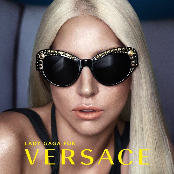 Lady Gaga - лицо рекламной кампании солнцезащитных очков Versace