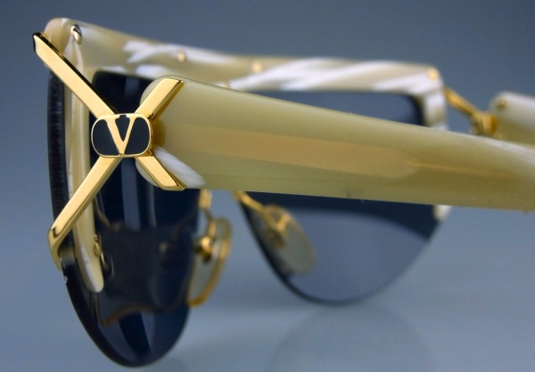 Винтажные солнцезащитные очки Valentino 568 купить в Москве цена