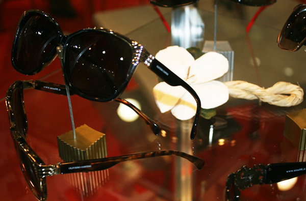 Солнцезащитные очки Olivero Contini 2013-2014 на стенде компании ОптоВИСТА